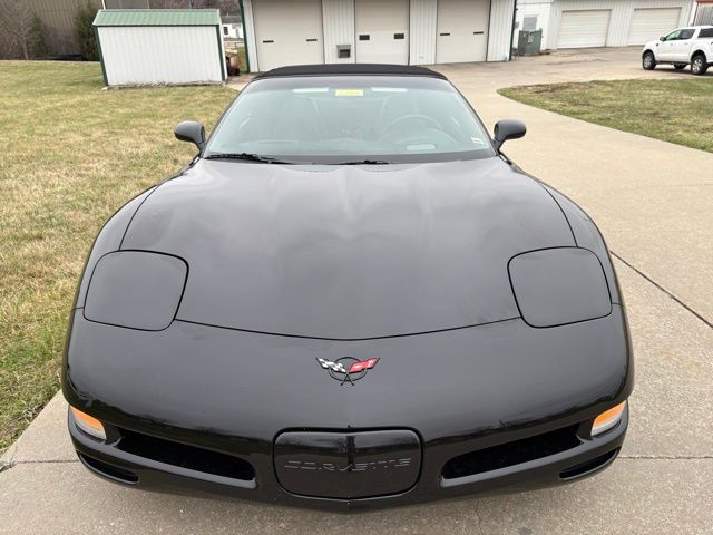 Used 2004 Chevrolet Corvette Base with VIN 1G1YY32G945129184 for sale in Kansas City