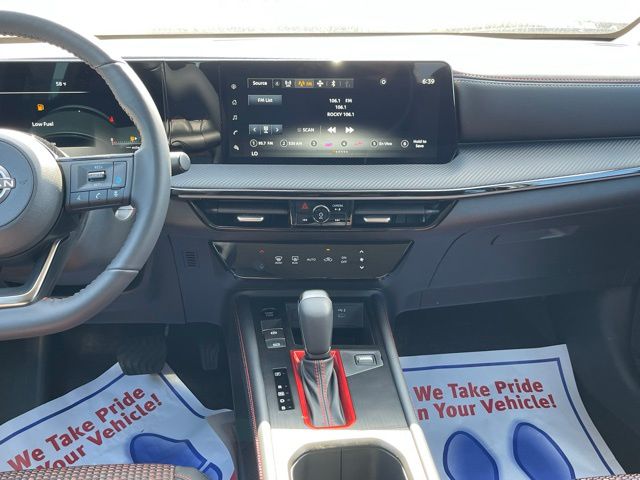 2025 Nissan Kicks SR - Photo 23