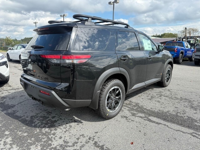 2025 Nissan Pathfinder Rock Creek photo 4