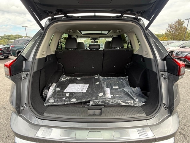 2026 Nissan Rogue Platinum photo 16