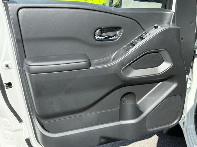 2026 Nissan Frontier SV - Photo 11