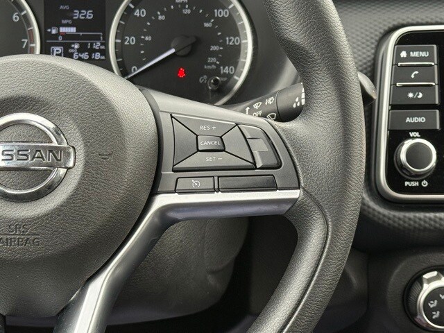 2021 Nissan Kicks S photo 23