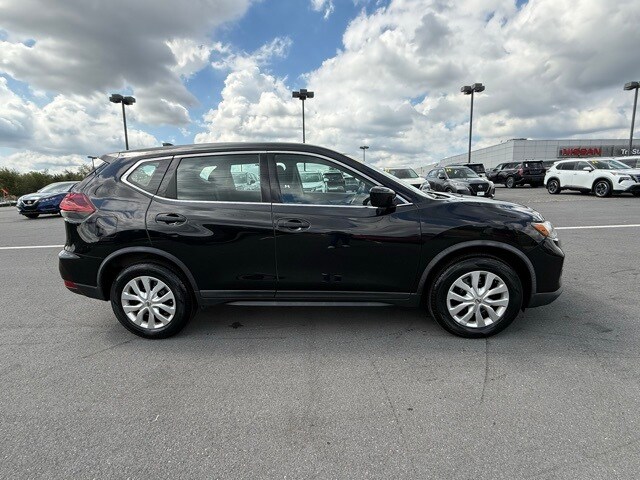 2018 Nissan Rogue S photo 4