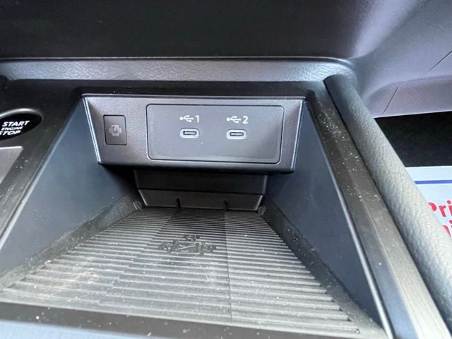 2025 Nissan Kicks SR - Photo 30