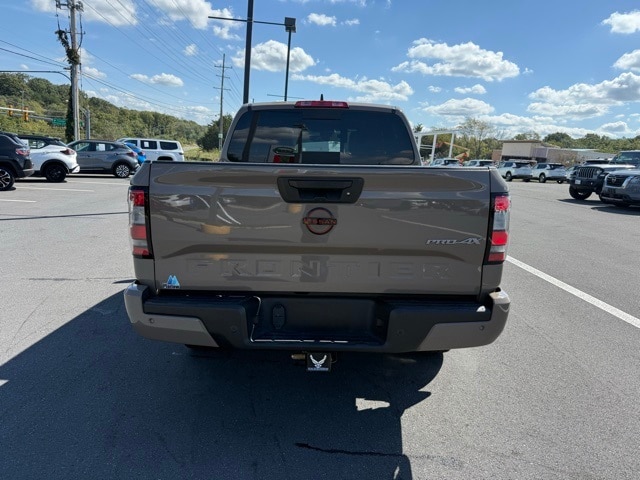 2023 Nissan Frontier PRO-4X photo 5