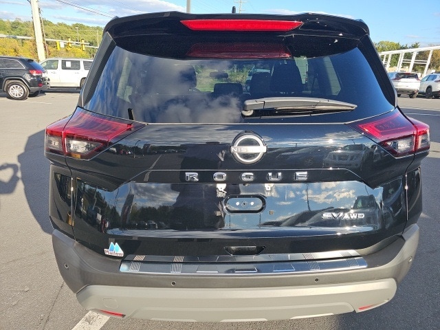 2023 Nissan Rogue SV photo 4