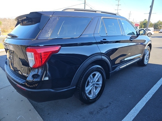 2022 Ford Explorer XLT photo 3