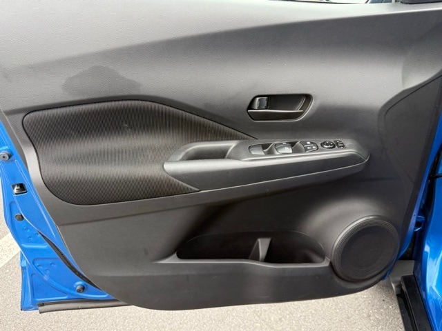 2021 Nissan Kicks S photo 12