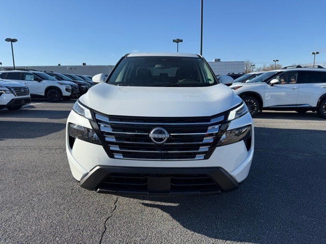 2026 Nissan Rogue SV photo 3