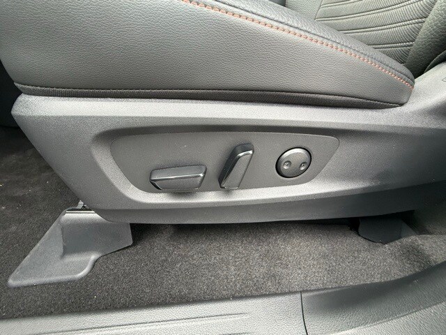 2025 Nissan Pathfinder Rock Creek photo 13