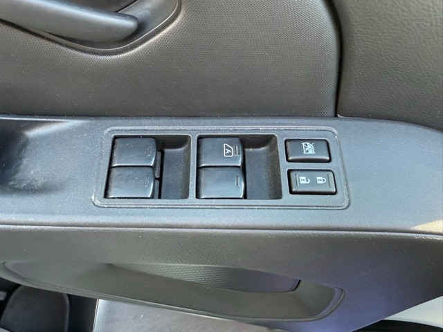 2023 Nissan Frontier S photo 11