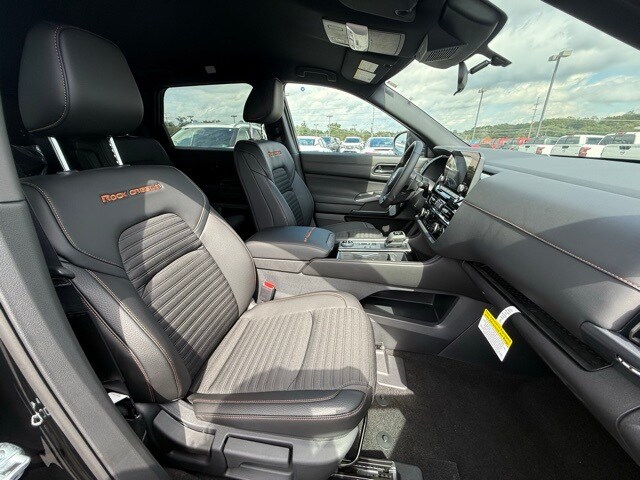 2025 Nissan Pathfinder Rock Creek photo 18