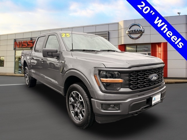 2025 Ford F-150 STX's photo
