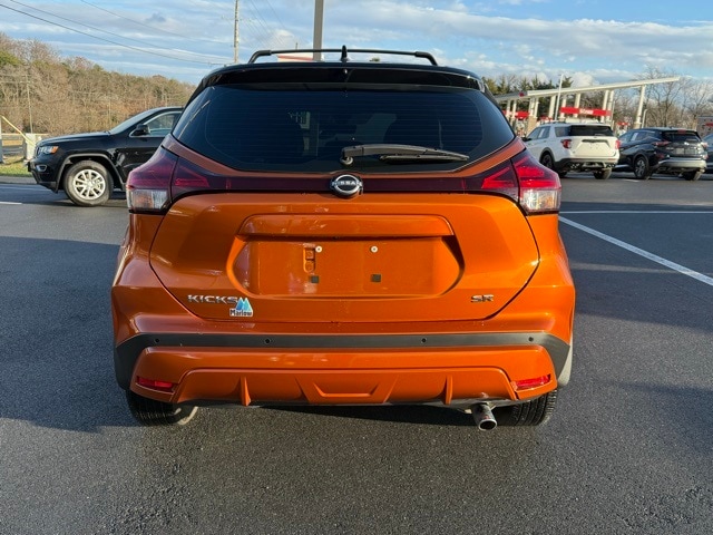2023 Nissan Kicks SR photo 4
