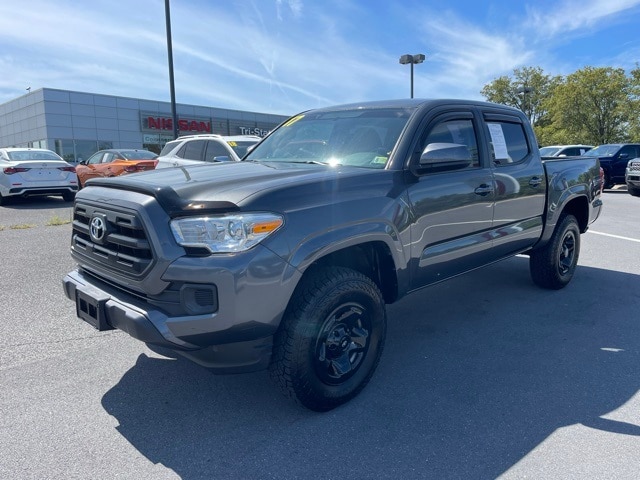 Used 2017 Toyota Tacoma SR with VIN 3TMCZ5AN0HM121307 for sale in Winchester, VA