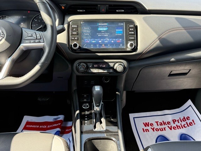 2023 Nissan Kicks SR photo 25