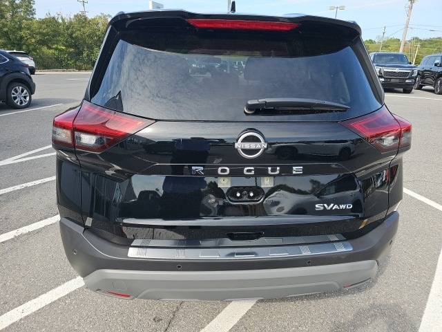 2023 Nissan Rogue SV photo 5