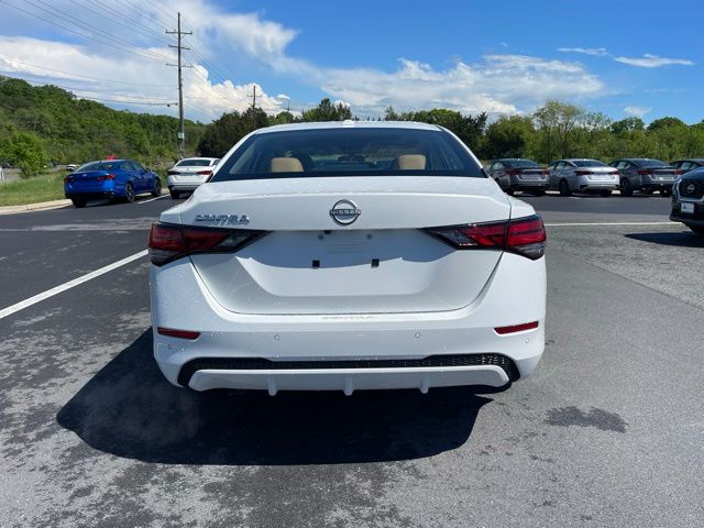 2025 Nissan Sentra SV - Photo 6