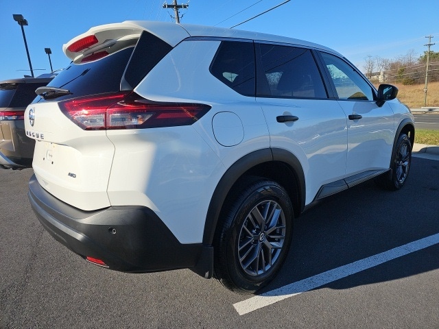 2021 Nissan Rogue S photo 3