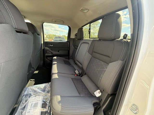 2026 Nissan Frontier SV - Photo 15