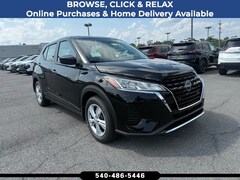 2025 Nissan Kicks Play