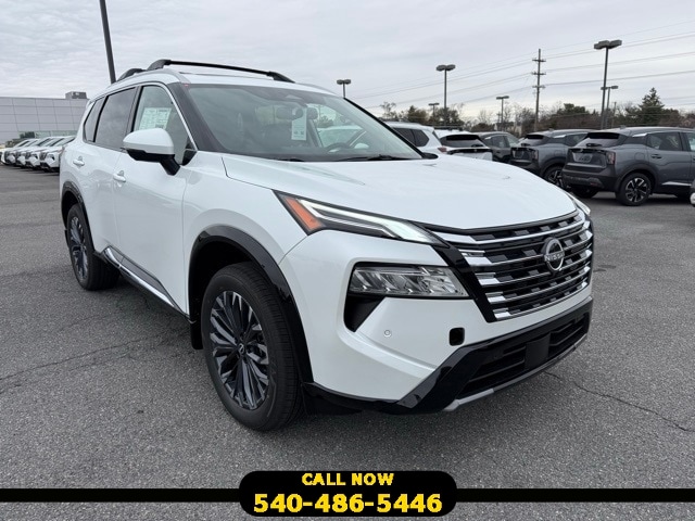 2026 Nissan Rogue Platinum's photo