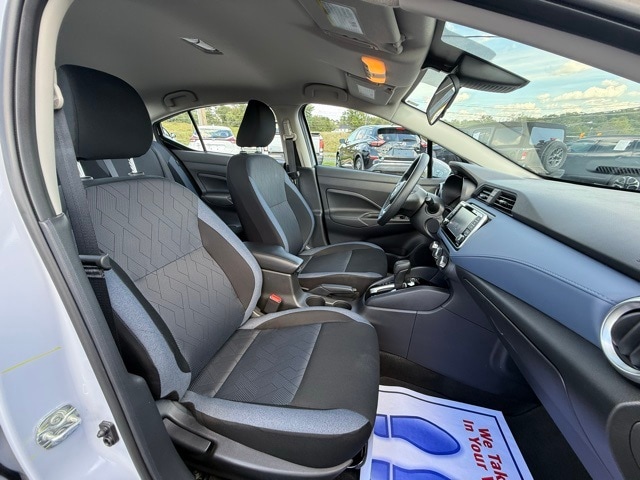 2024 Nissan Versa 1.6 SV photo 17