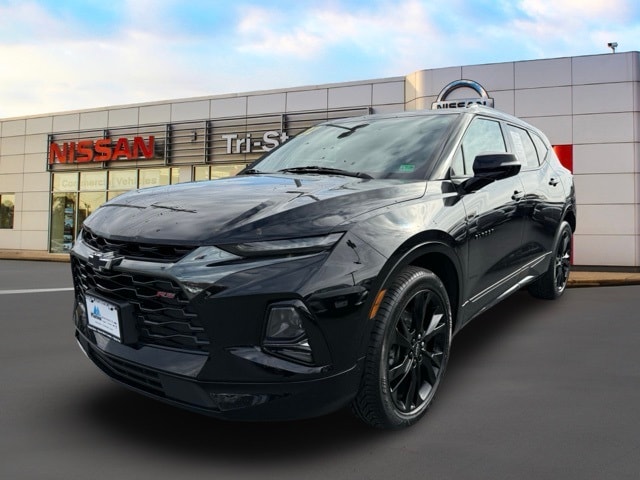 2022 Chevrolet Blazer RS photo 2
