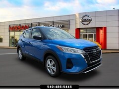 2025 Nissan Kicks Play