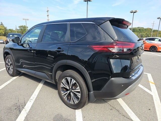 2023 Nissan Rogue SV photo 4