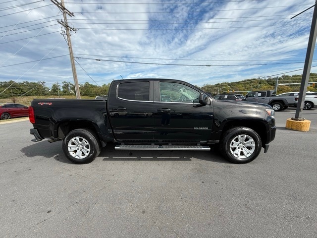 2018 Chevrolet Colorado LT photo 3