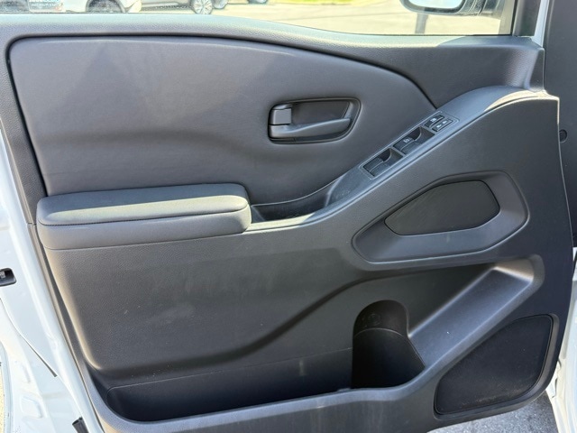 2023 Nissan Frontier S photo 10