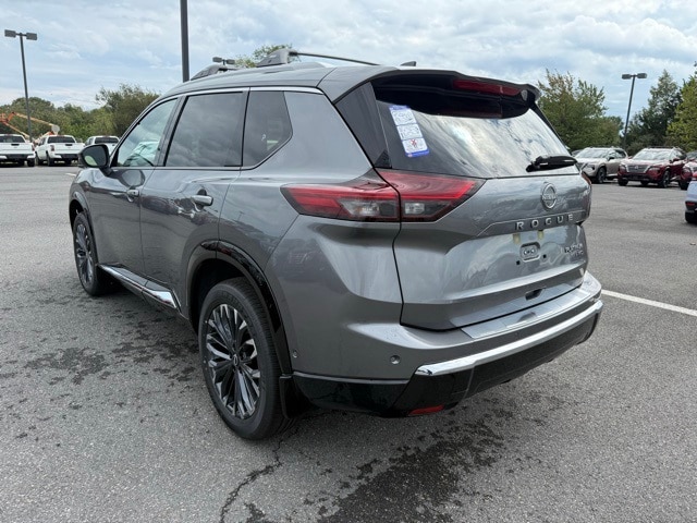 2026 Nissan Rogue Platinum photo 7