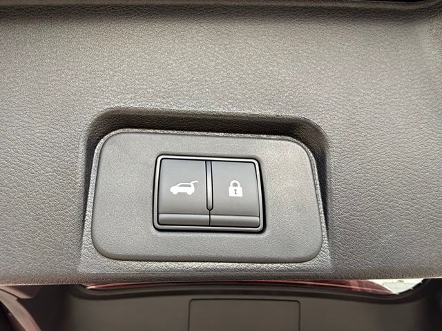 2026 Nissan Rogue SV - Photo 17