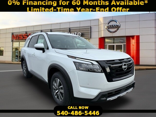 2025 Nissan Pathfinder SL's photo