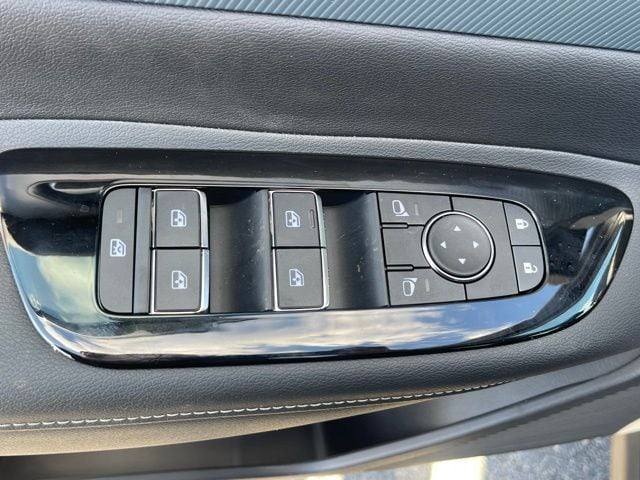 2025 Nissan Murano SL - Photo 12