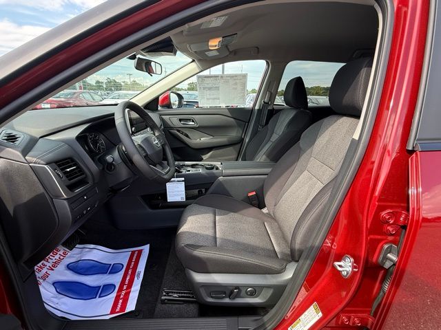 2026 Nissan Rogue SV - Photo 12