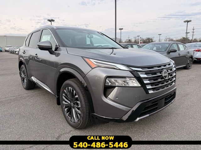 2026 Nissan Rogue Platinum's photo