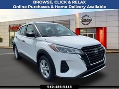 2025 Nissan Kicks Play