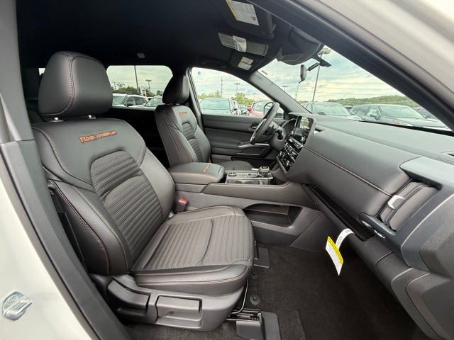 2025 Nissan Pathfinder Rock Creek photo 18