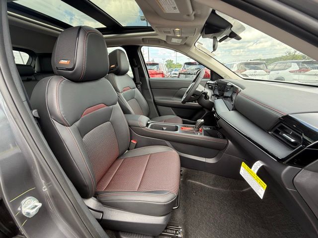 2025 Nissan Kicks SR AWD - Photo 17