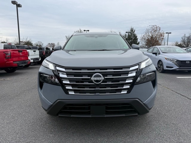 2026 Nissan Rogue SV photo 2