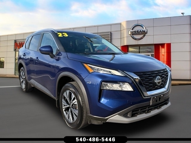2023 Nissan Rogue SV's photo