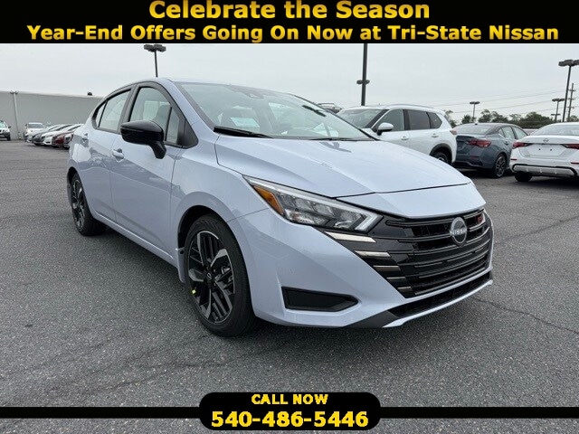 2025 Nissan Versa Sedan SR's photo