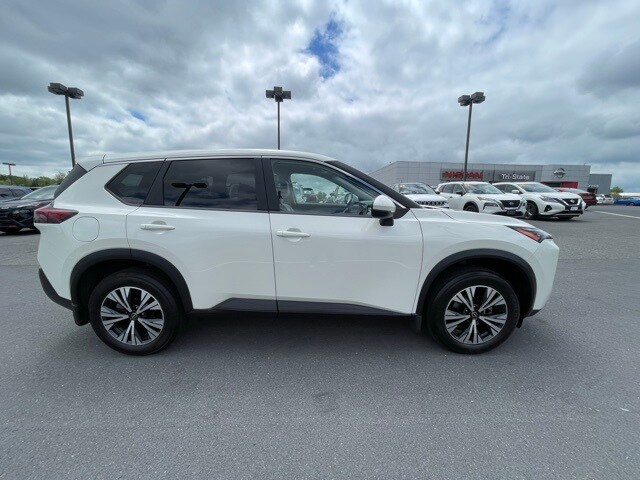 2023 Nissan Rogue SV photo 4