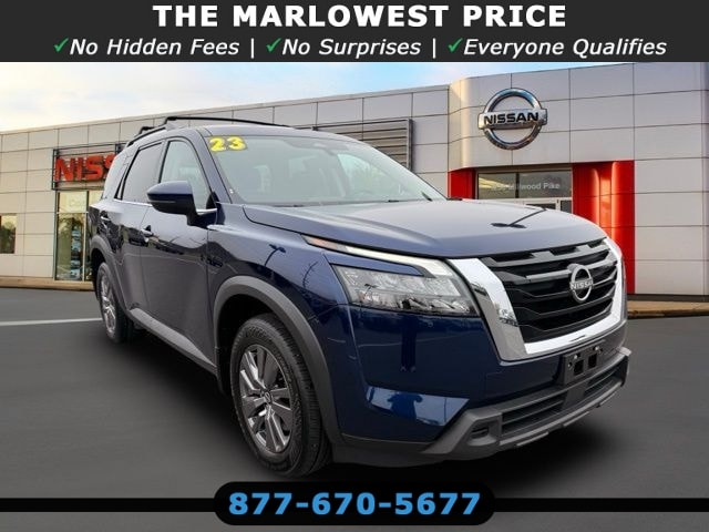 2023 Nissan Pathfinder SV