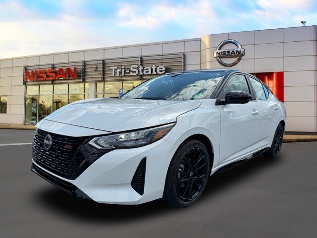 2025 Nissan Sentra SR photo 2