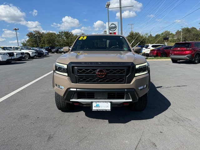 2023 Nissan Frontier PRO-4X photo 2