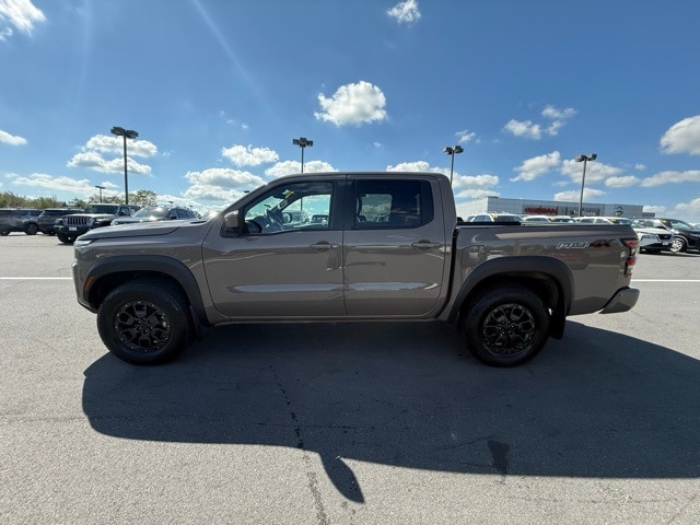 2023 Nissan Frontier PRO-4X photo 7