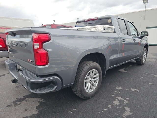 2019 Chevrolet Silverado 1500 RST photo 3